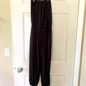 Guess s/p black romper